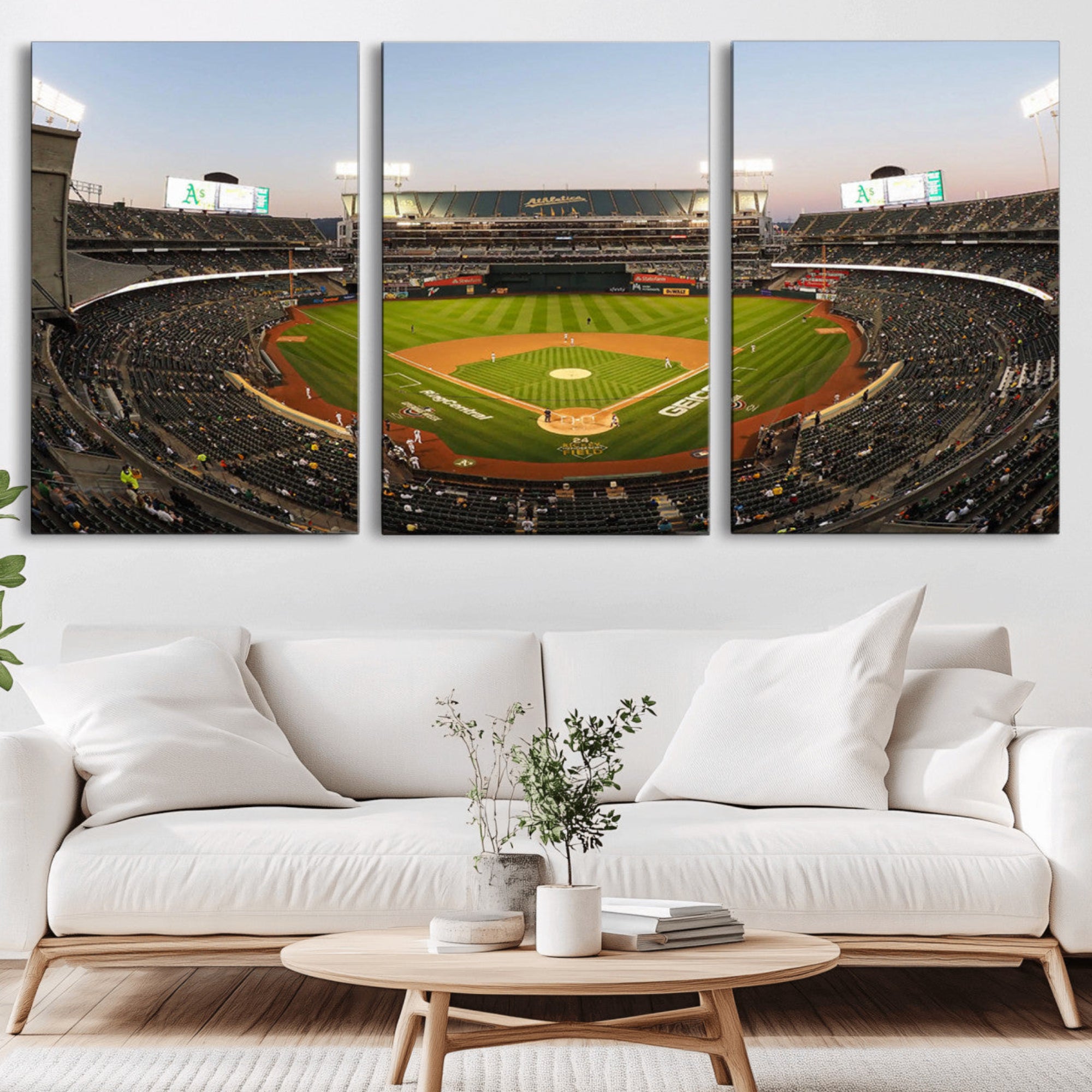 45272-MGV-CV-36X24-Oakland Athletics Baseball Team Print - RingCentral Coliseum Stadium Wall Art Canvas Print