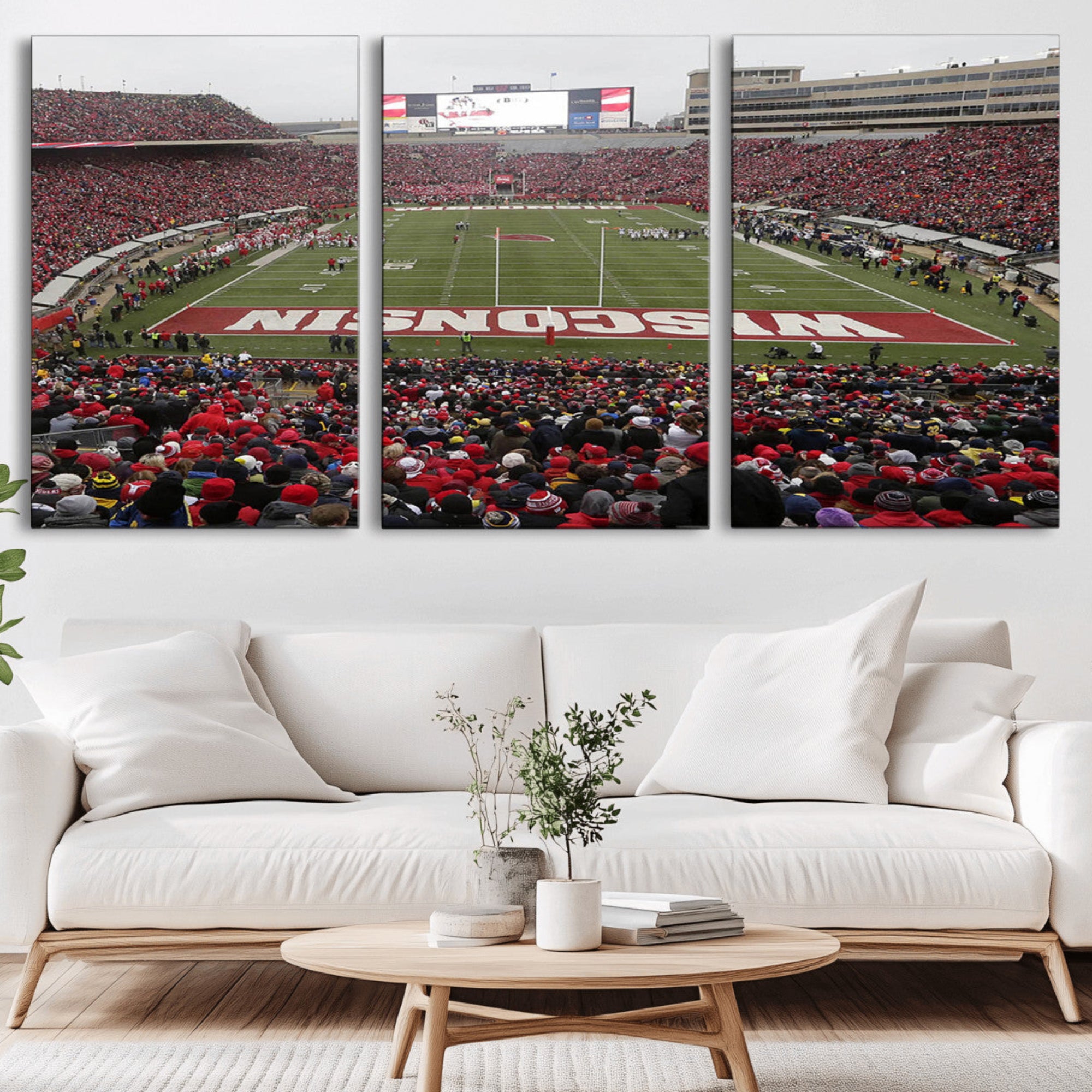 23461-MGV-CV-36X24-Wisconsin Badgers Team Print Canvas - Madison Camp Randall Stadium Wall Art Canvas Print