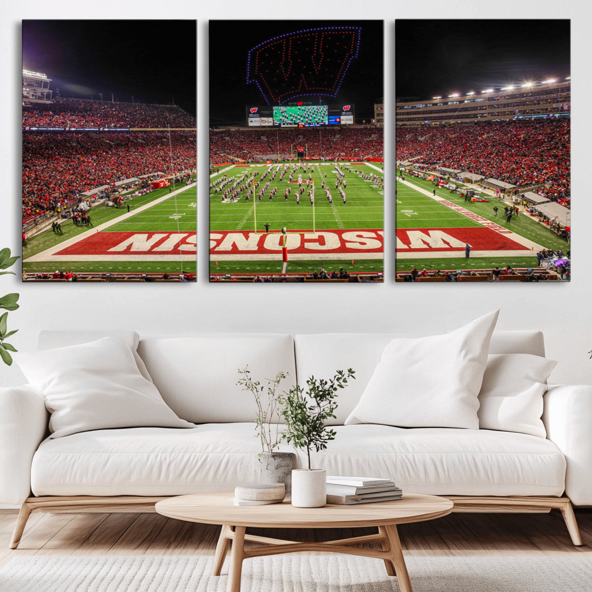 34125-MGV-CV-36X24-Wisconsin Badgers Football Team Print Canvas- Madison Camp Randall Stadium Wall Art Canvas Print