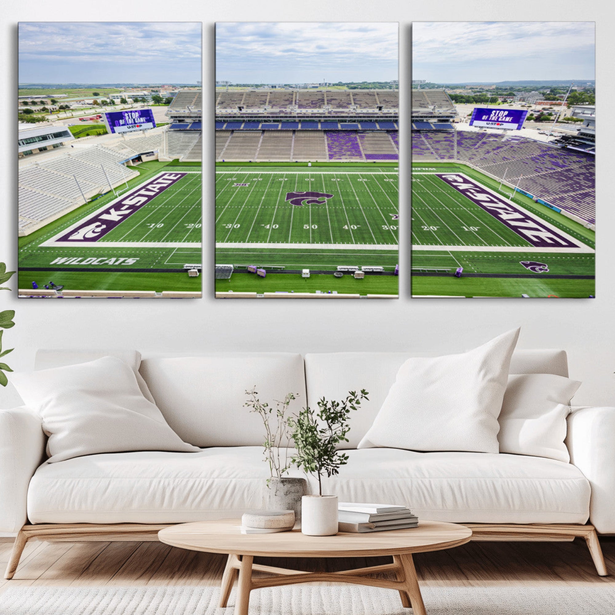 29452-MGV-CV-36X24-KState Wildcats Football Team Print - Manhattan Bill Snyder Family Football Stadium Wall Art Canvas