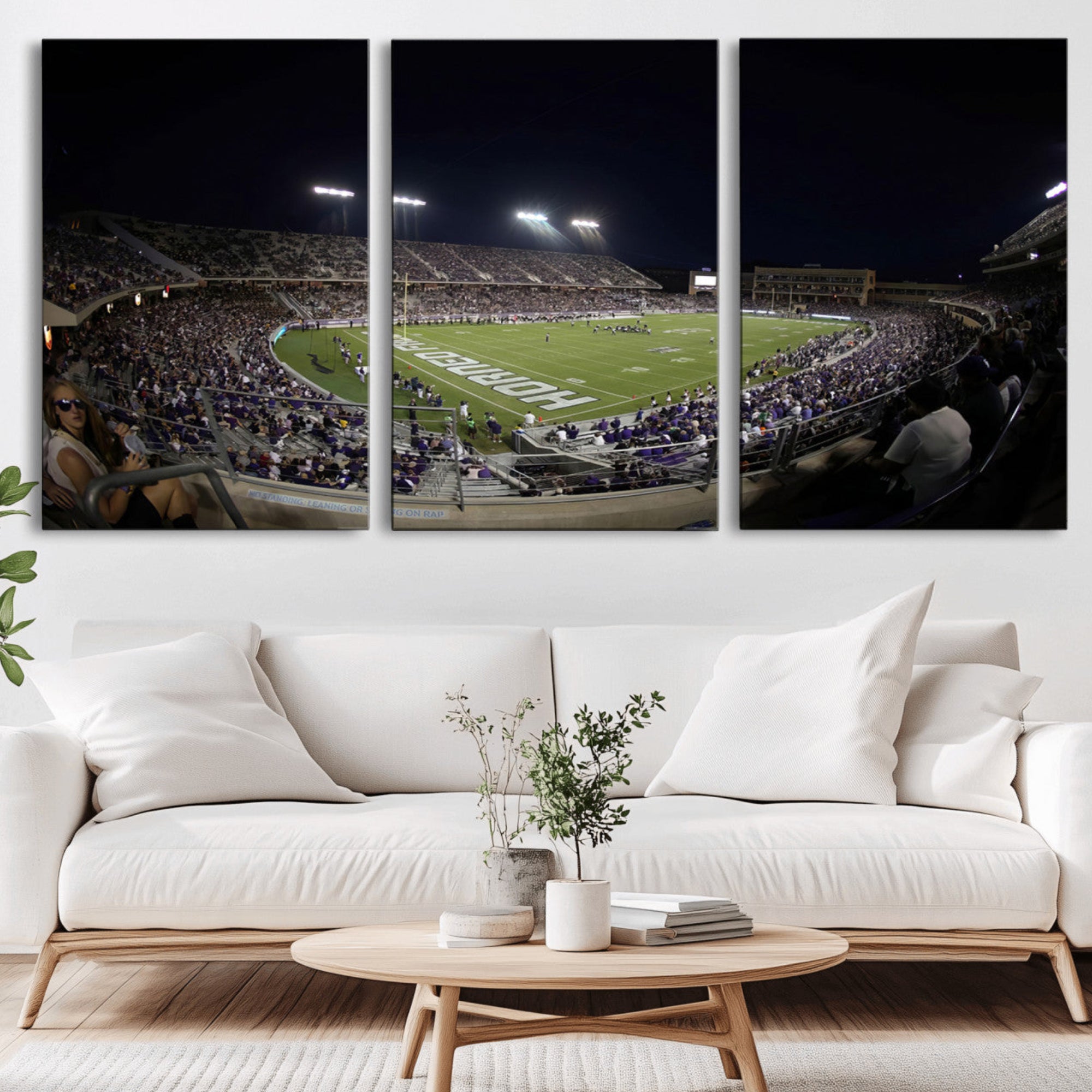 59222-MGV-CV-36X24-TCU Horned Frogs Football Team Print - Fort Worth Amon G. Carter Stadium Wall Art Canvas Print.