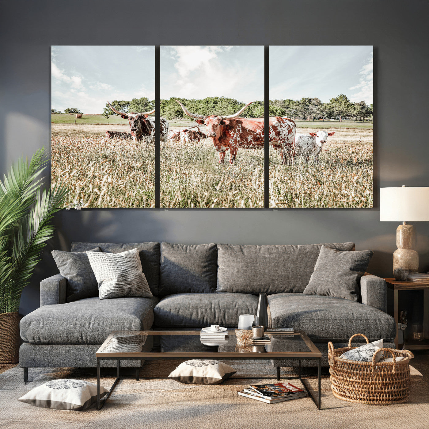 21823552-MGV-CV-36X24 - Texas Longhorn Cattle Wall Art Canvas Print, Rustic Ranch Landscape Artwork, Western Farm Field Scene, Country Prairie Animal Canvas Wall Art