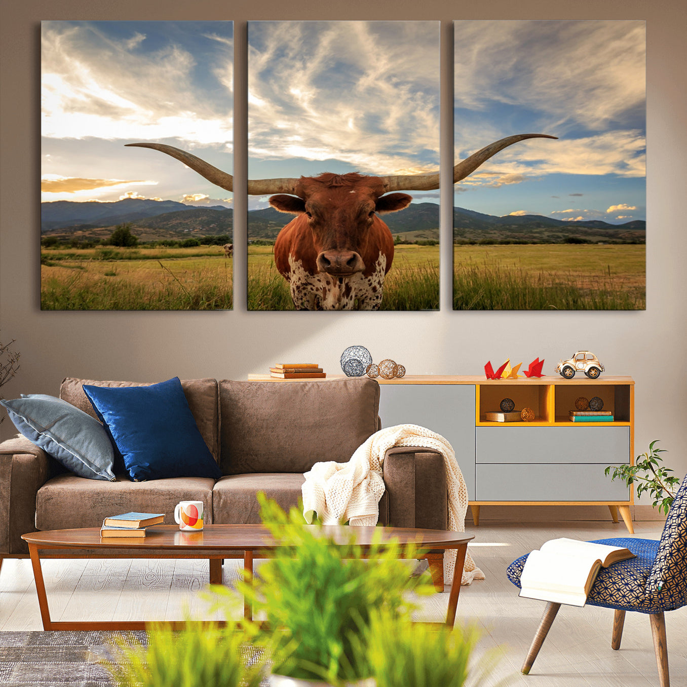 -Texas Longhorn Canvas Wall Art – Majestic Triptych Animal Print – Rustic Western Decor for Living