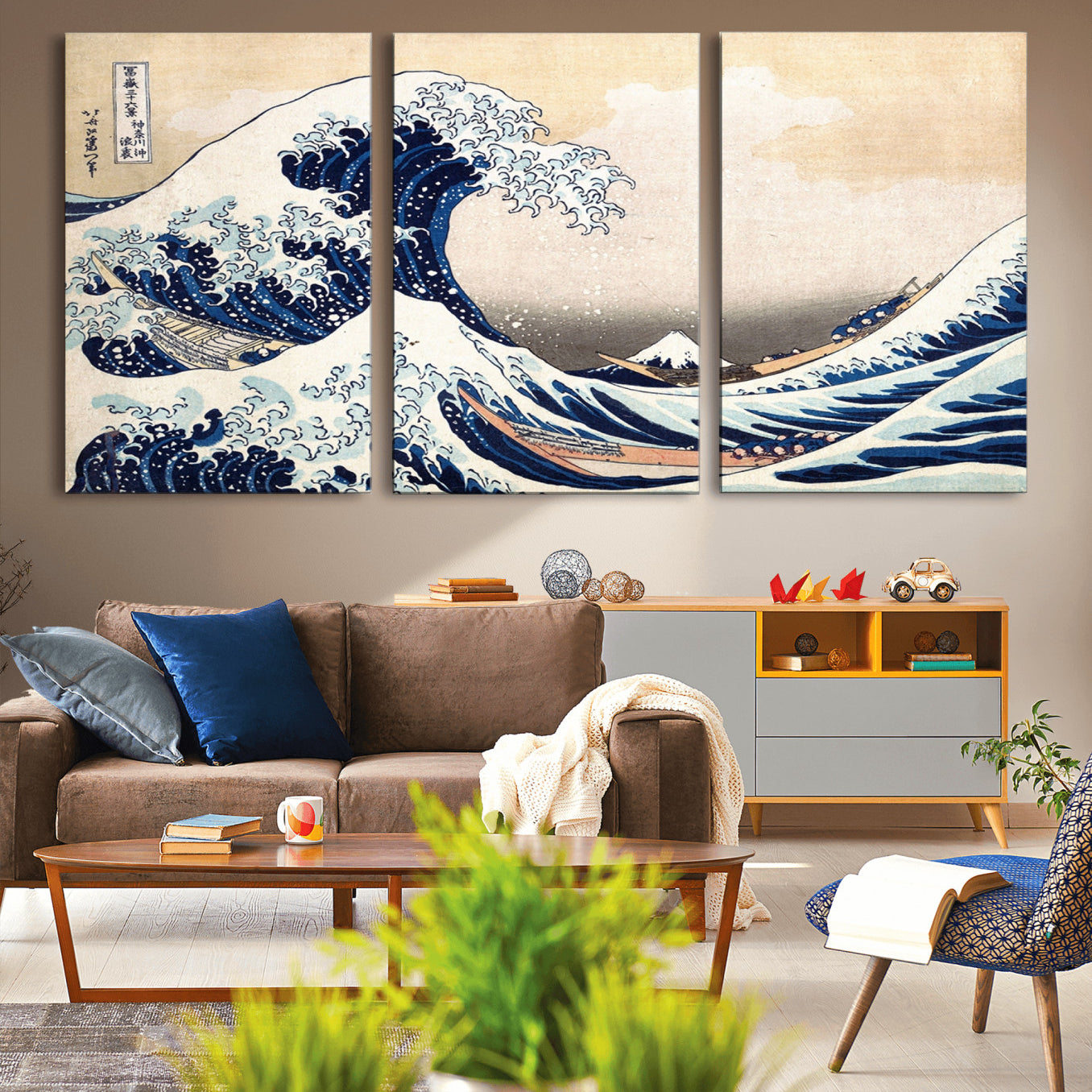 35635-MGV-CV-36X24-Hokusai: The Breaking Wave off Kanagawa Canvas Print
