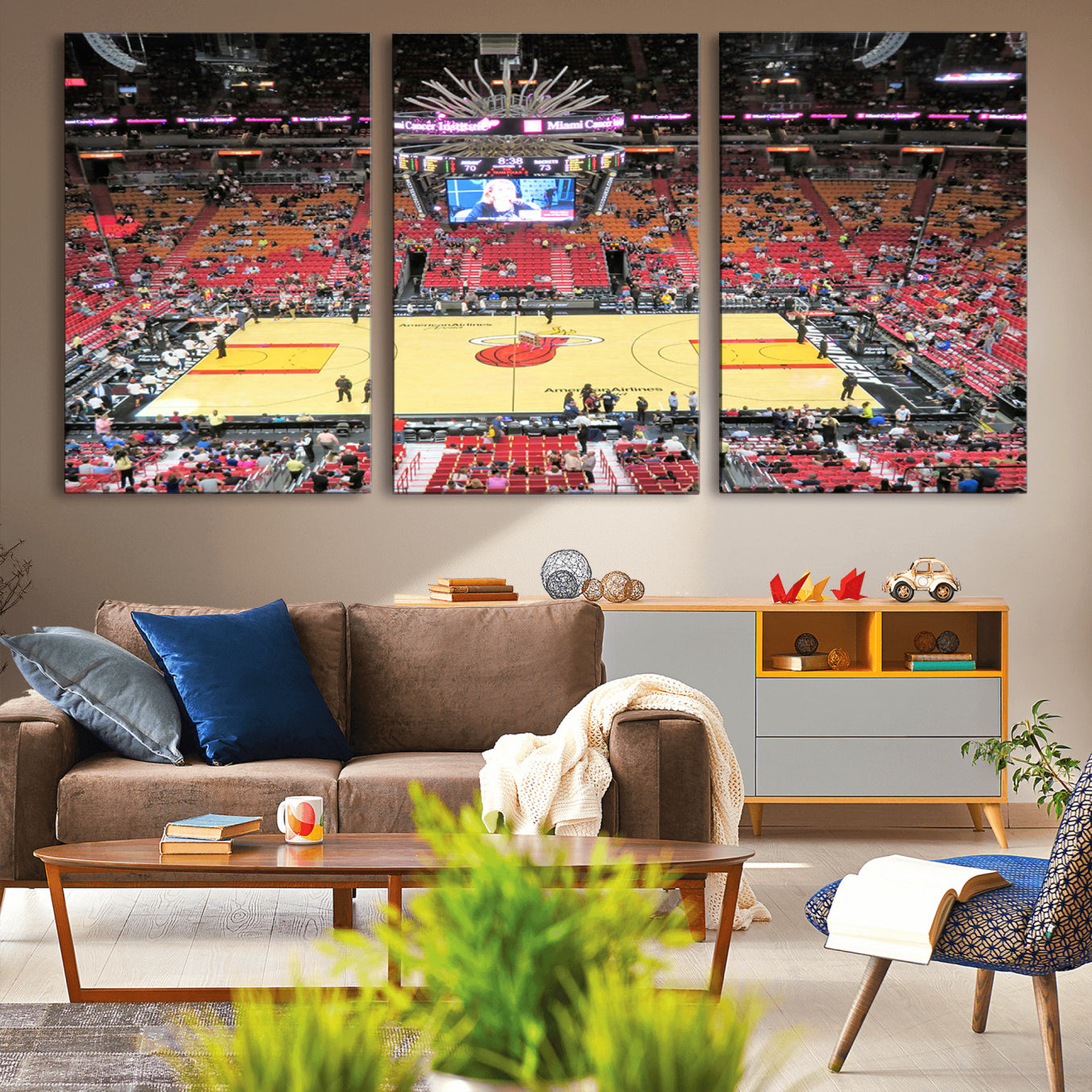 44024-MGV-CV-36X24-Miami Heat Basketball Team Print Wall Art- Kaseya Center Stadium Wall Art Canvas Print