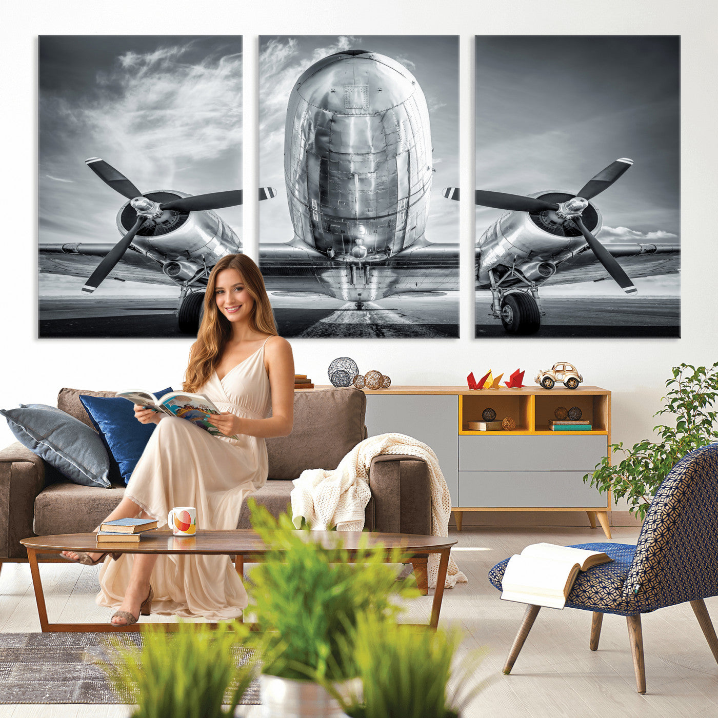 59729636-MGV-CV-36X24 - Vintage Propeller Plane Wall Art Canvas Print, Black and White Airplane Engine Close Up Framed Aviation Artwork for Pilot Office Hangar Decor