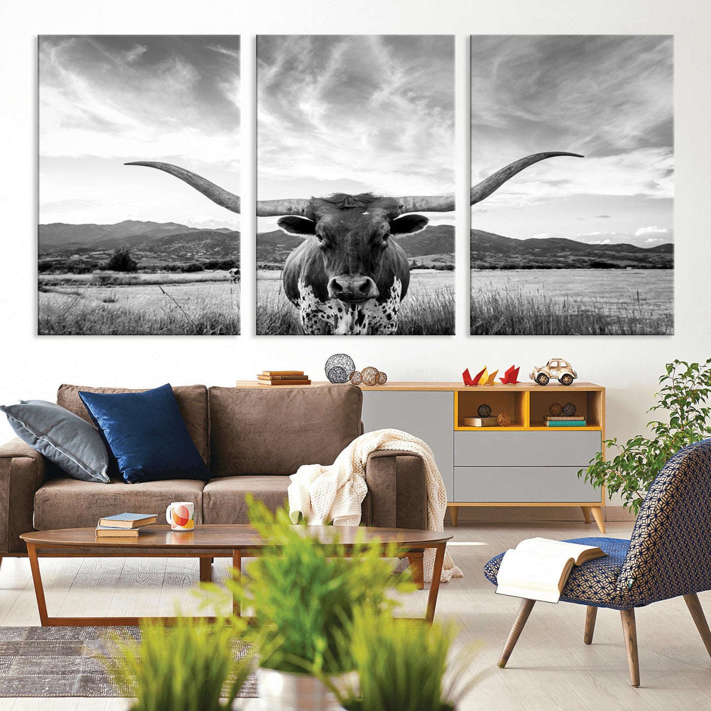 79527-MGV-CV-36X24-Longhorn Black and White Wall Art – Rustic Western Bull Canvas Print, Farmhouse Country Decor for Living Room, Office or Ranch, Cowboy Wall Artwork