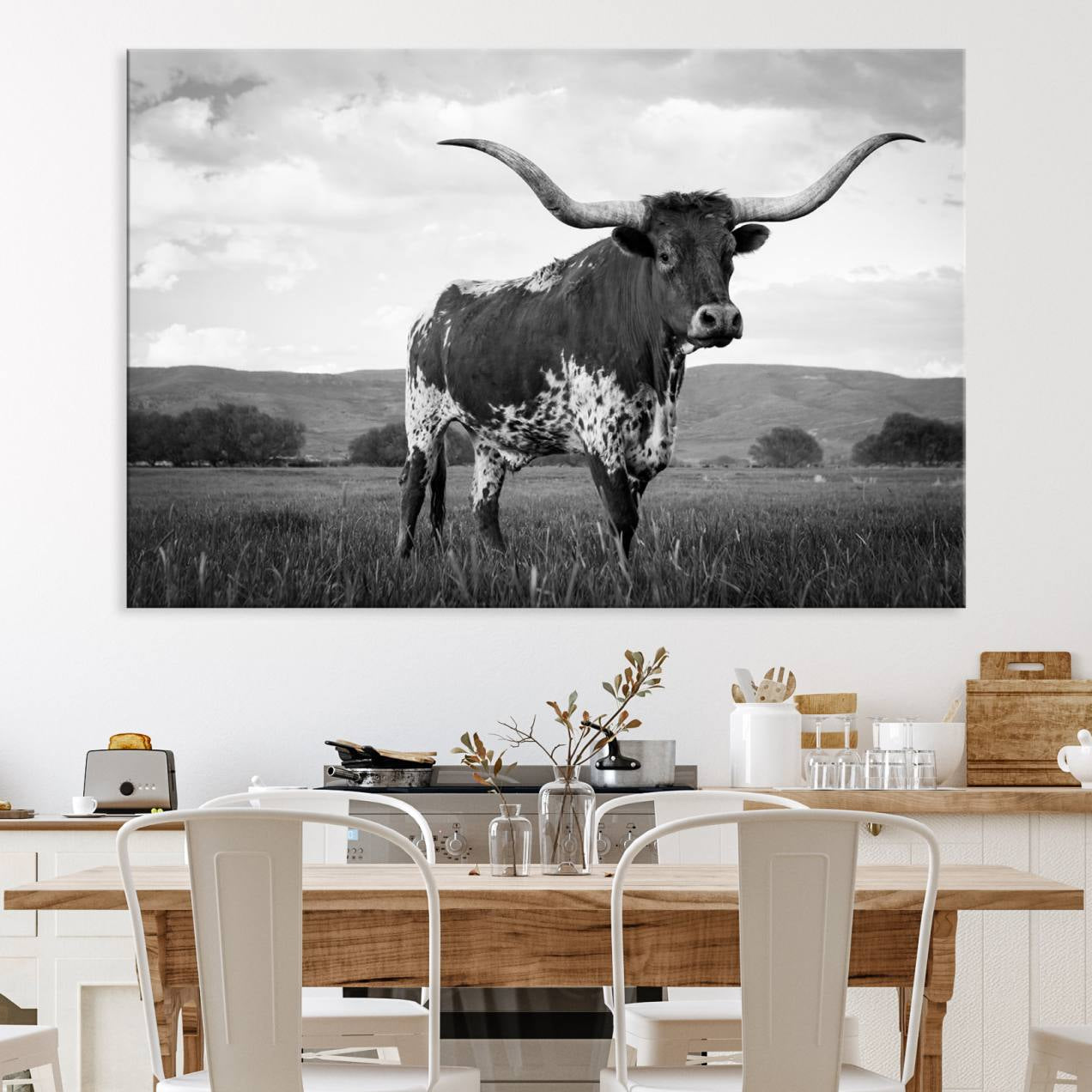 46976-MGV-CV-36X24-Black and White Longhorn Texas Cow Canvas Wall Art Print Animal Picture, Black and White Longhorn
