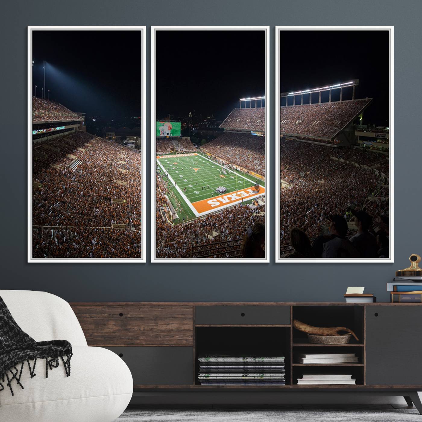 54995-MGV-FC-48X32-3P_White-University of Texas Longhorns Football Team Print – Darrell K Royal Texas Memorial Stadium Canvas Wall Art for Home, Office