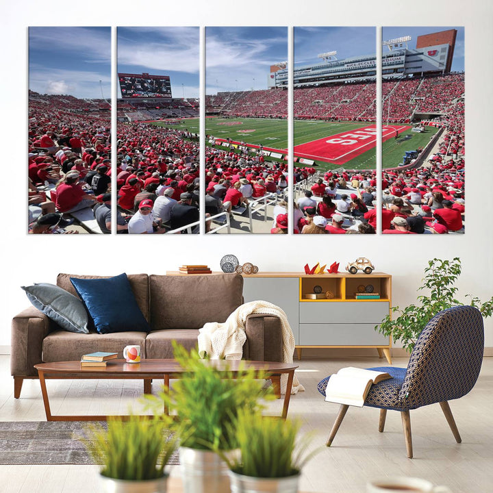 Utah Utes Football Team Print - Salt Lake City Rice-Eccles Stadium Wall Art Canvas Print