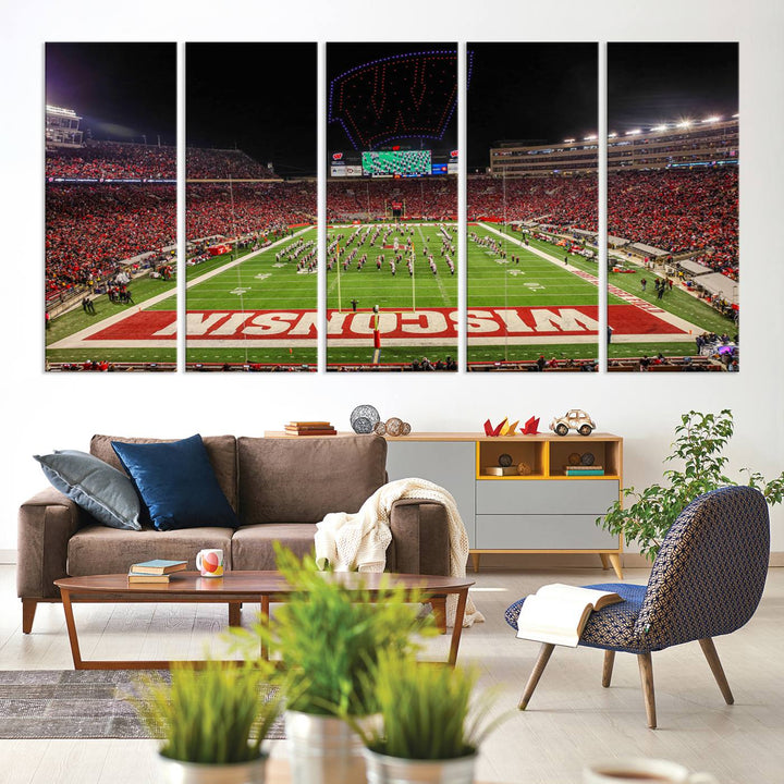 Wisconsin Badgers Football Team Print - Madison Camp Randall Stadium Wall Art Canvas Print