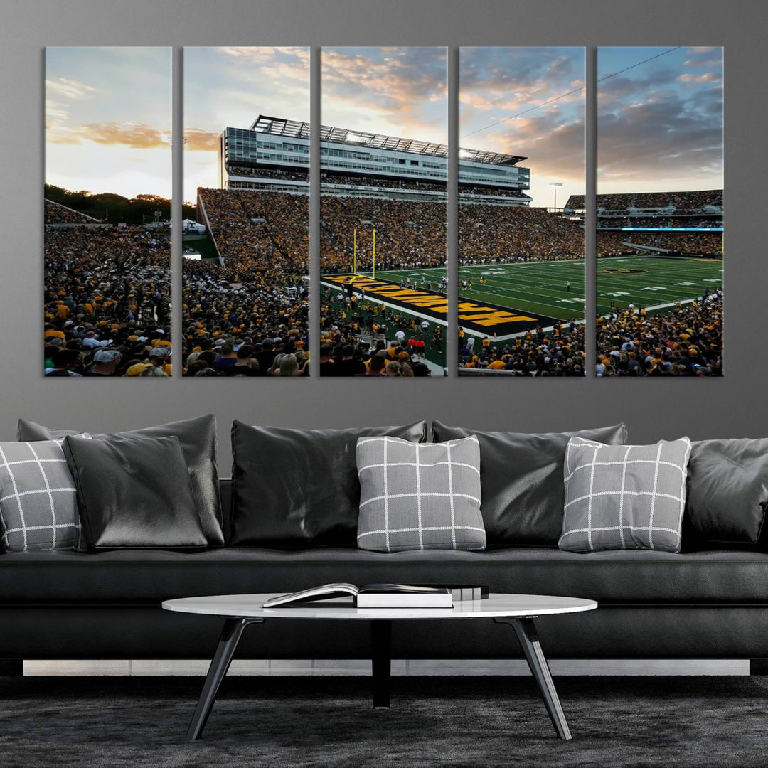 Iowa University Hawkeyes Football Team Print - Iowa City Kinnick Stadium Wall Art Canvas Print