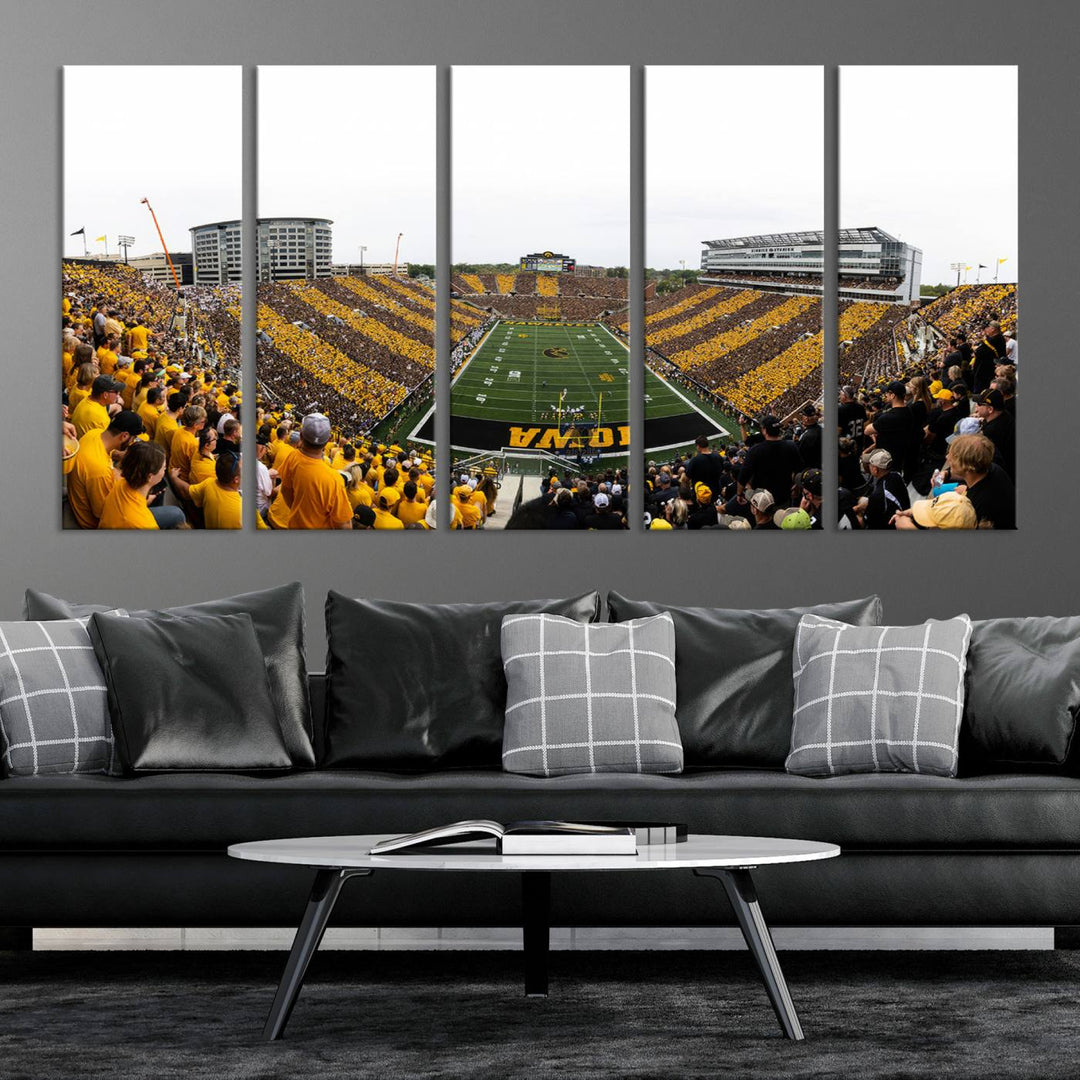 Iowa University Hawkeyes Football Team Print - Iowa City Kinnick Stadium Wall Art Canvas Print