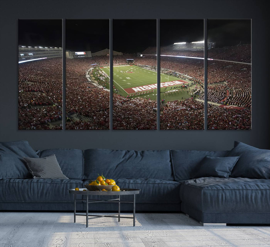 Wisconsin Badgers Football Team Print - Madison Camp Randall Stadium Wall Art Canvas Print