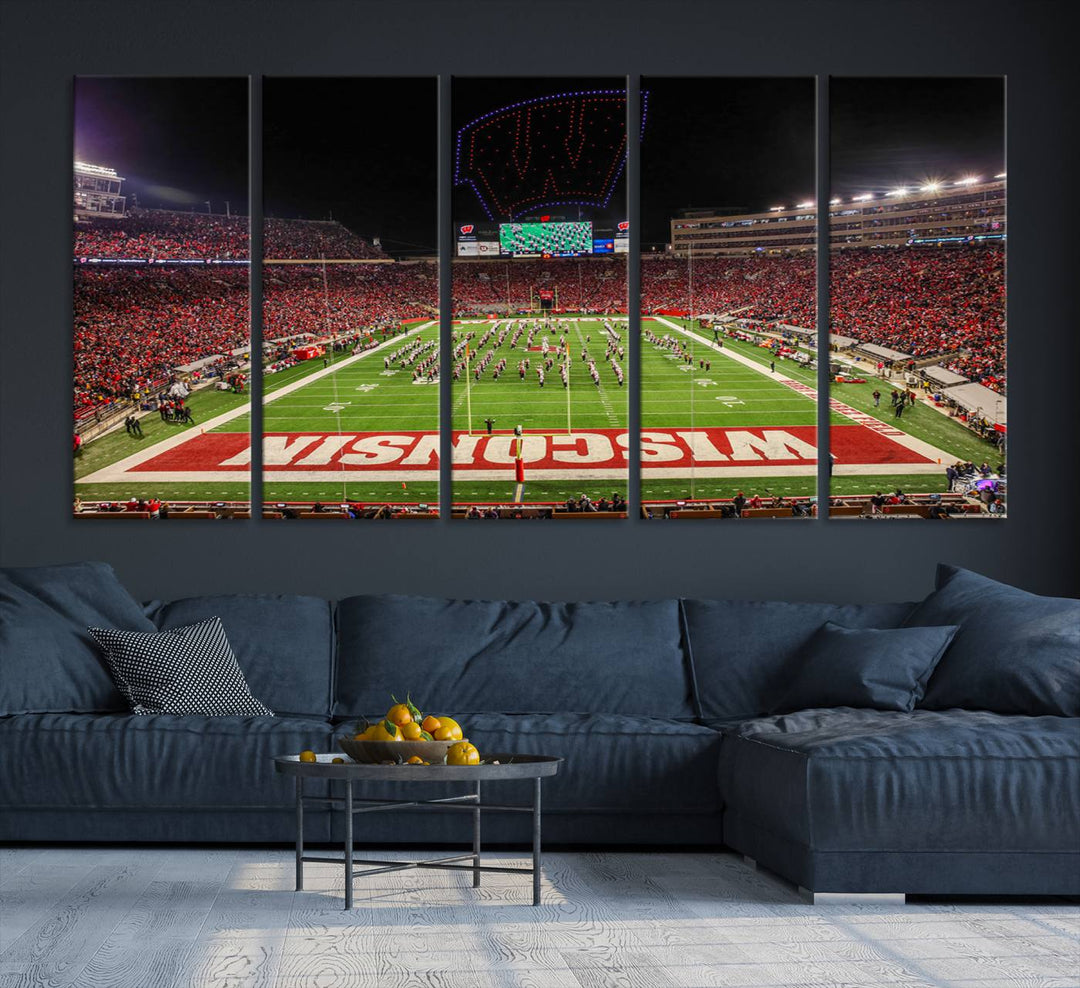 Wisconsin Badgers Football Team Print - Madison Camp Randall Stadium Wall Art Canvas Print