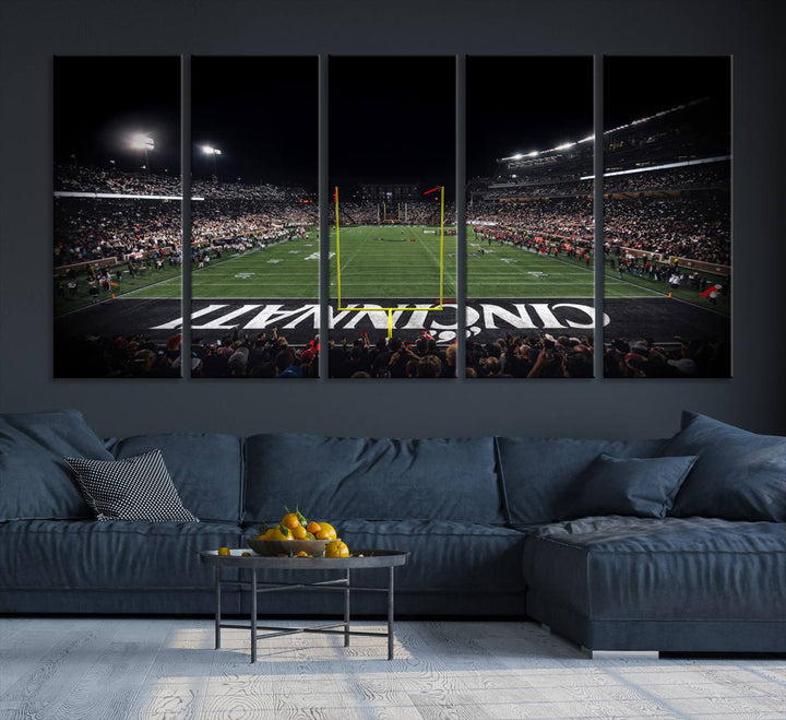 Cincinnati Bearcats Football Team Print - Nippert Stadium Wall Art Canvas Print