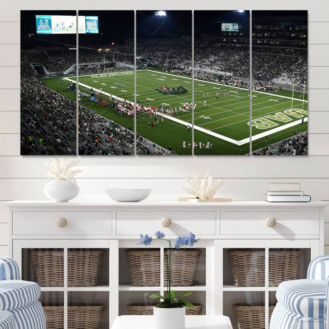 UAB Blazers Football Team Print - Birmingham Protective Stadium Wall Art Canvas Print