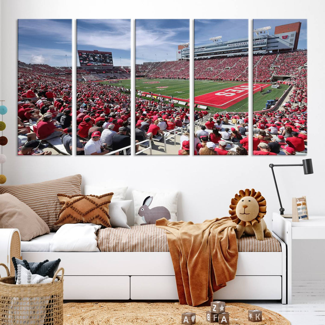 Utah Utes Football Team Print - Salt Lake City Rice-Eccles Stadium Wall Art Canvas Print