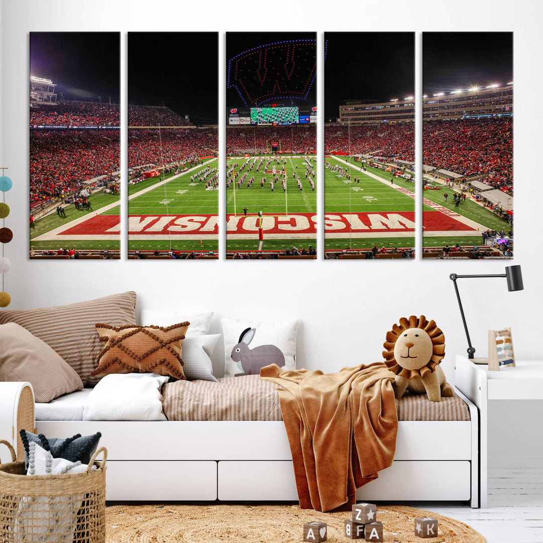 Wisconsin Badgers Football Team Print - Madison Camp Randall Stadium Wall Art Canvas Print