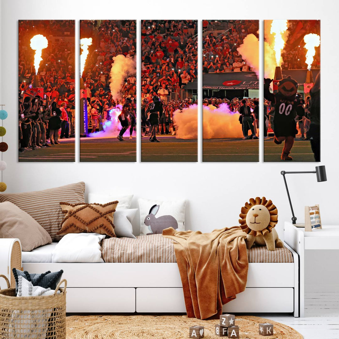 The University of Texas at San Antonio Roadrunners Football Team Print - San Antonio Alamodome Wall Art Canvas Print