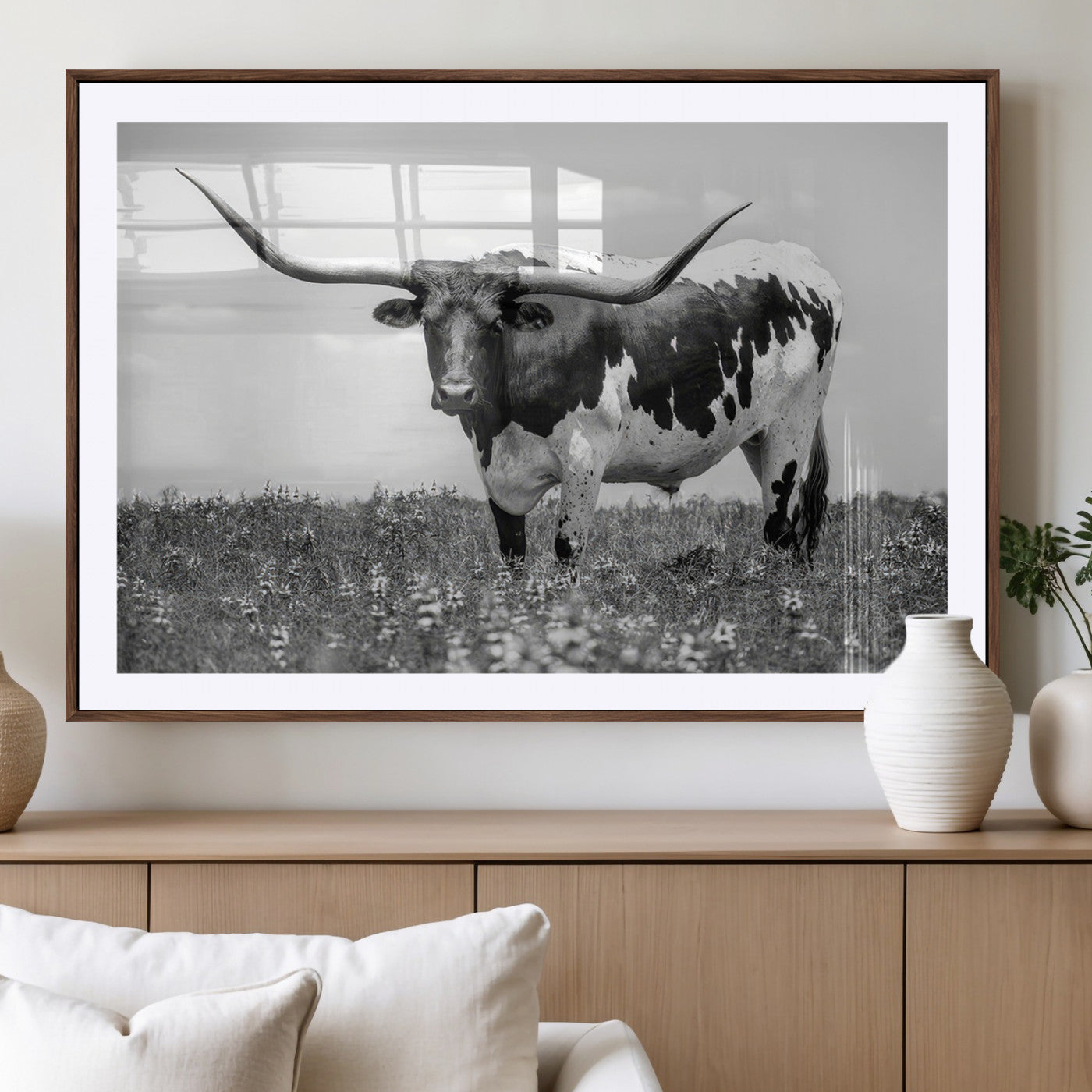 -Texas Black White Highland Longhorn Cow Wall Art Canvas Print