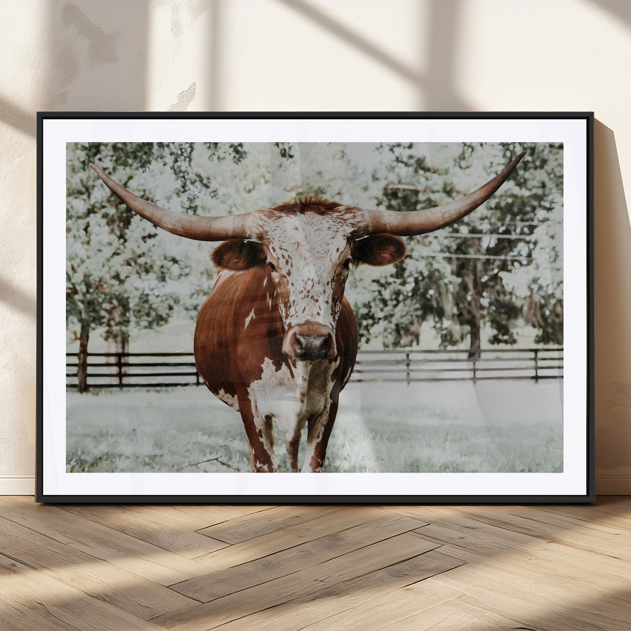 MGC-FP-36x24 - Texas Longhorn Wall Art Canvas Print, Framed Spotted Cow Art Picture Print, Horned Cattle Perfect Rustic Western Decor Artwork
