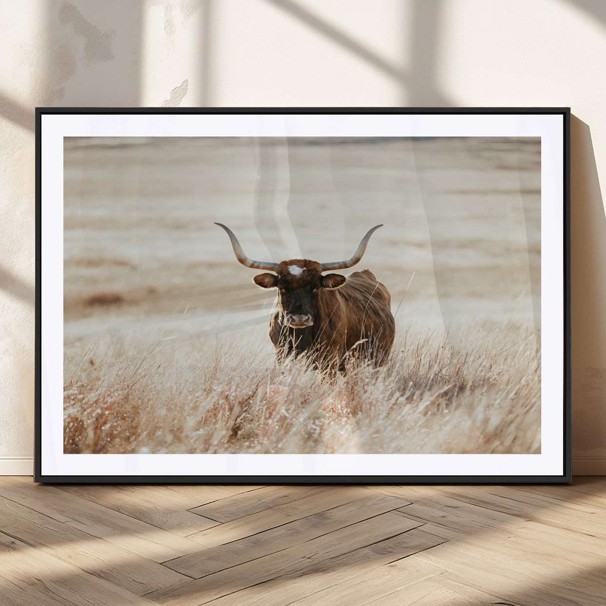 MGC-FP-36x24 - Texas Longhorn Wall Art Canvas Print, Framed Brown Cattle Art Picture Print, Horned Bull Perfect Rustic Western Decor Artwork