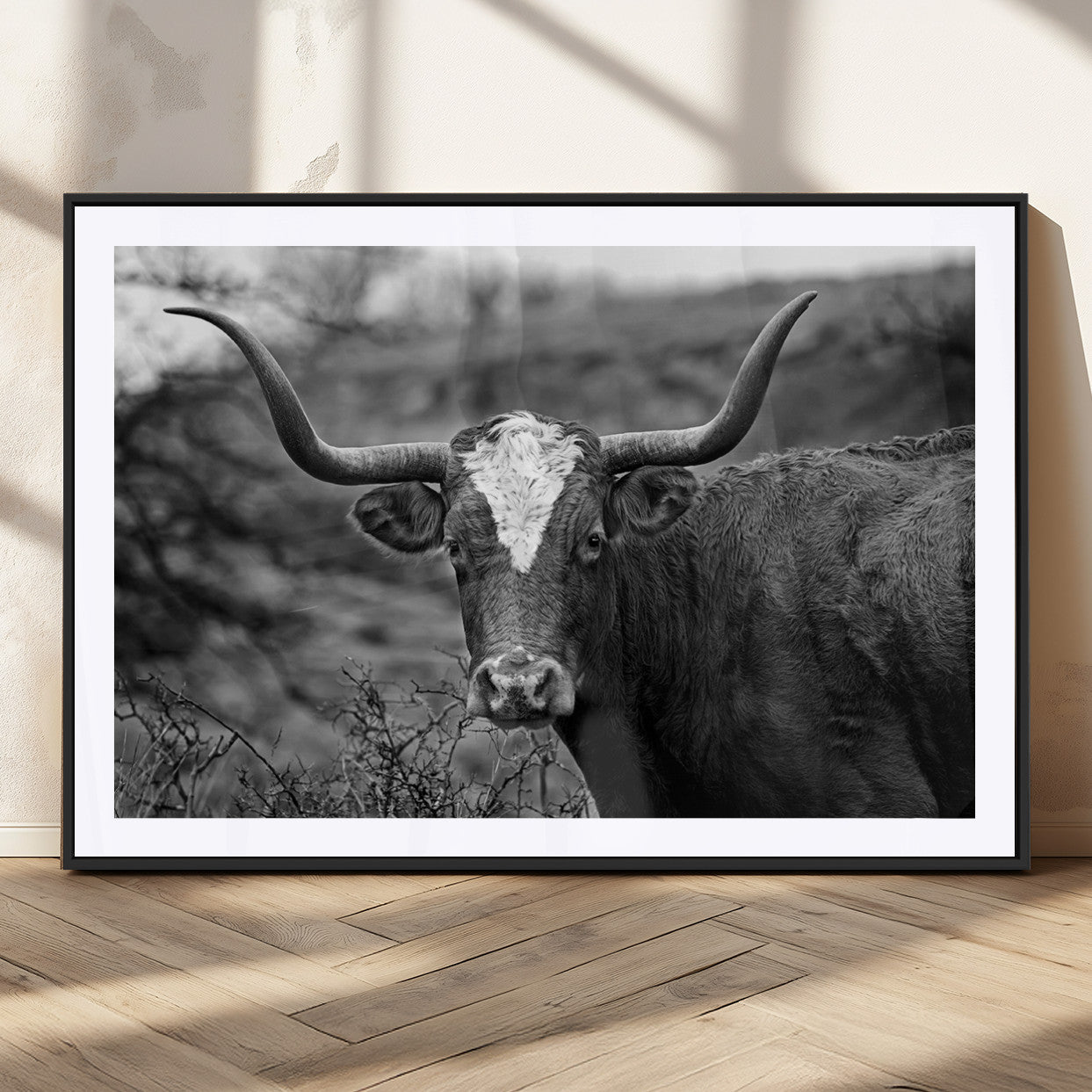MGC-FP-36x24 - Western Home Wall Art Canvas Print, Framed Texas Longhorn Art Picture Print, Rustic Cow Perfect Rustic Farmhouse Decor Artwork