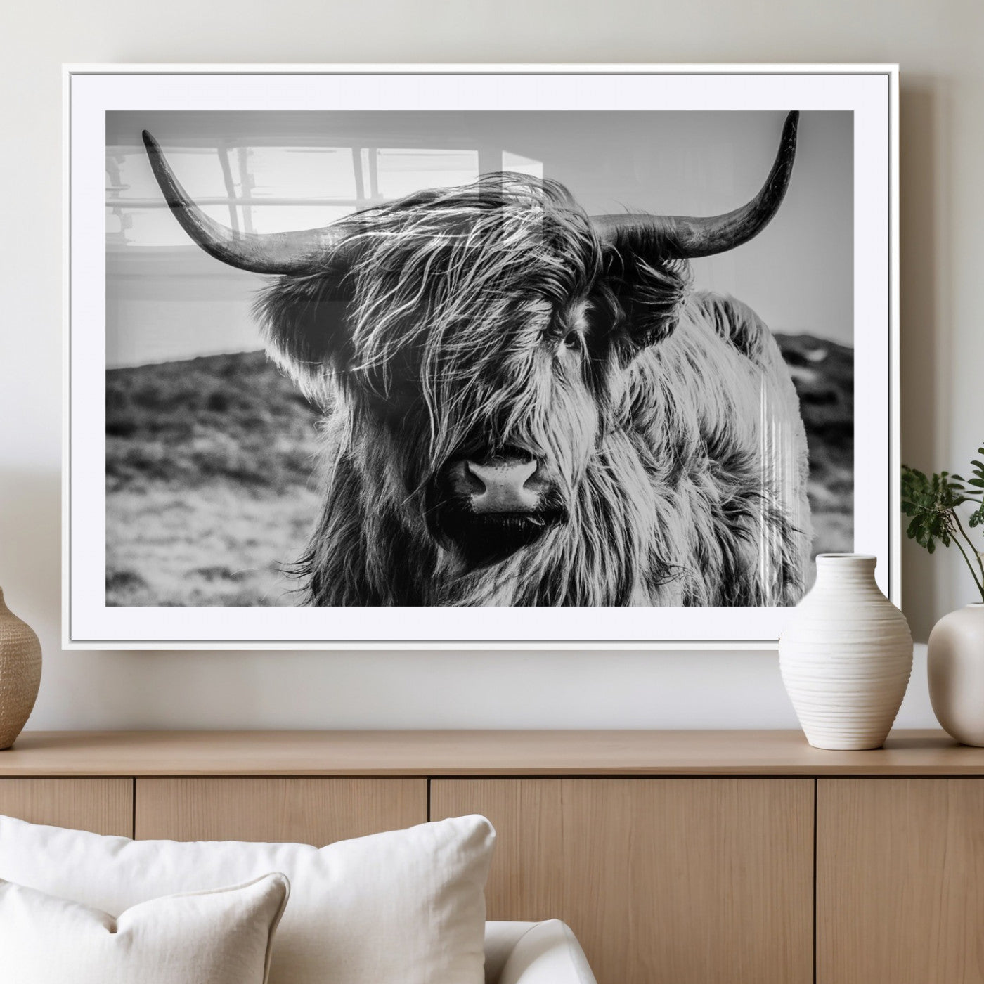 36979-MGV-CV-36X24 - Handsome Scottish Cow Black and White Wall Decor Canvas Art Print Extra Large Wall Art Highland Cattle Canvas Picture Animal Art Nature Photography High Quality Original Canvas Framed Ready to Hang