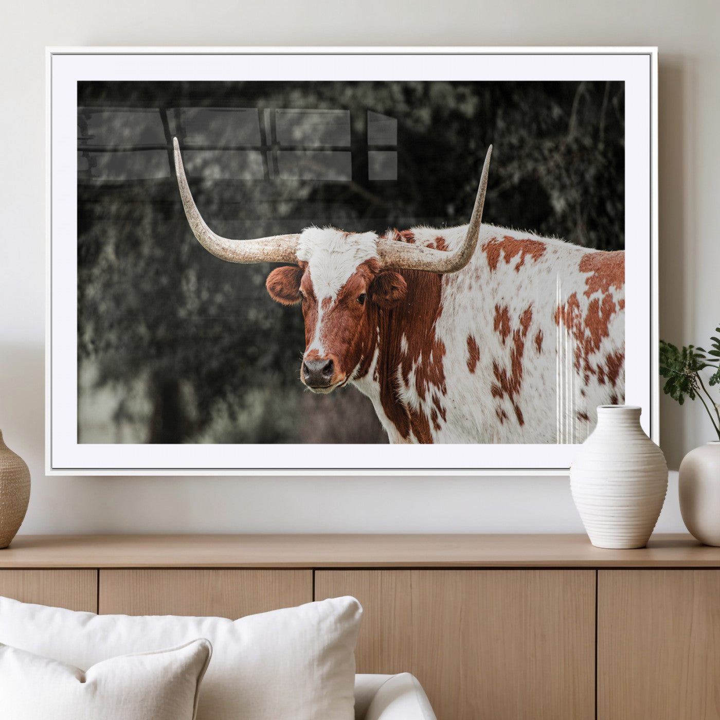MGC-FP-36x24 - Texas Longhorn Wall Art Canvas Print, Framed Spotted Cow Art Picture Print, Horned Bull Perfect Rustic Western Decor Artwork