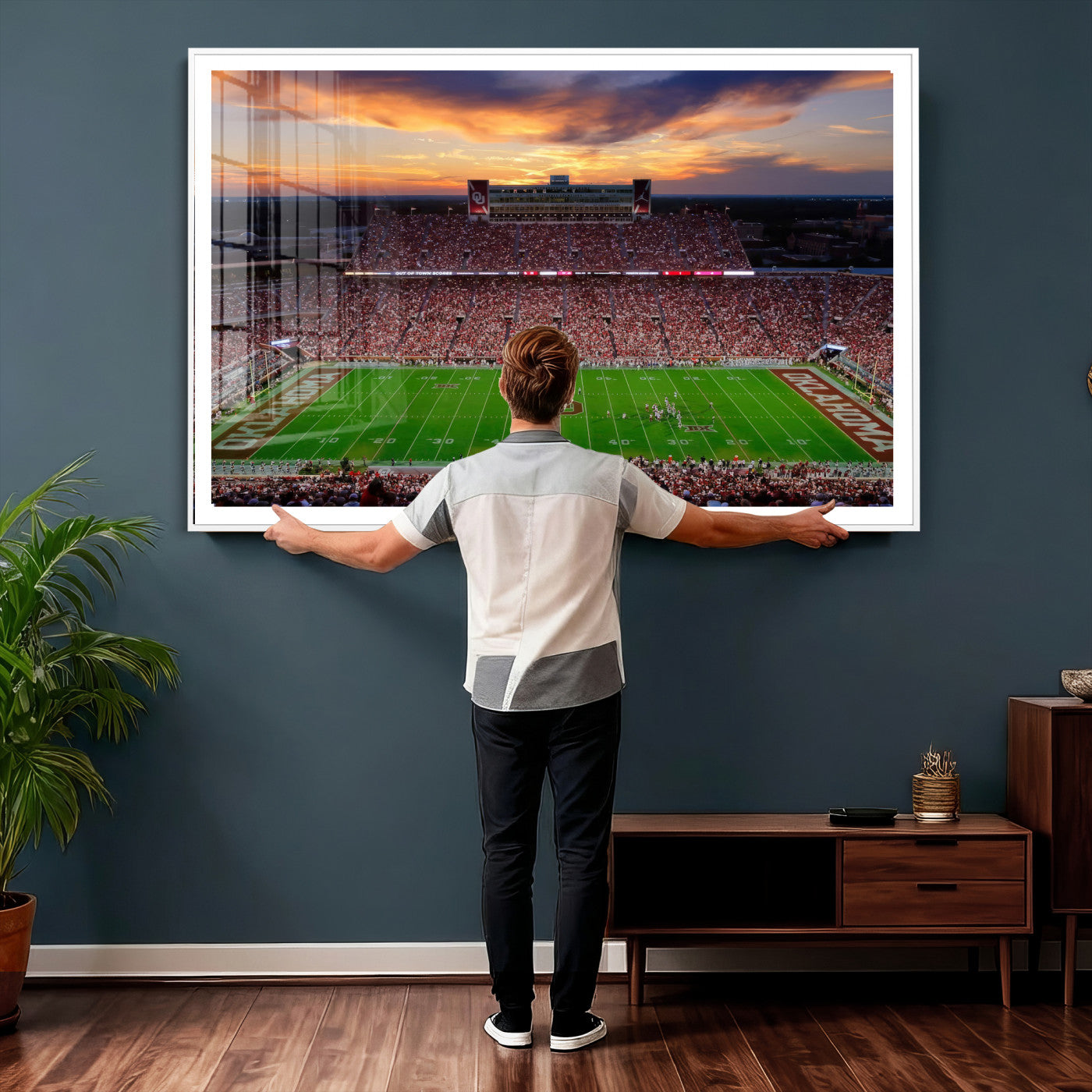 51457497-MGV-CV-36X24 - Oklahoma Sooners Stadium Wall Art Canvas Print, College Football Sunset Game Scene, OU Football Field Panorama Wall Decor