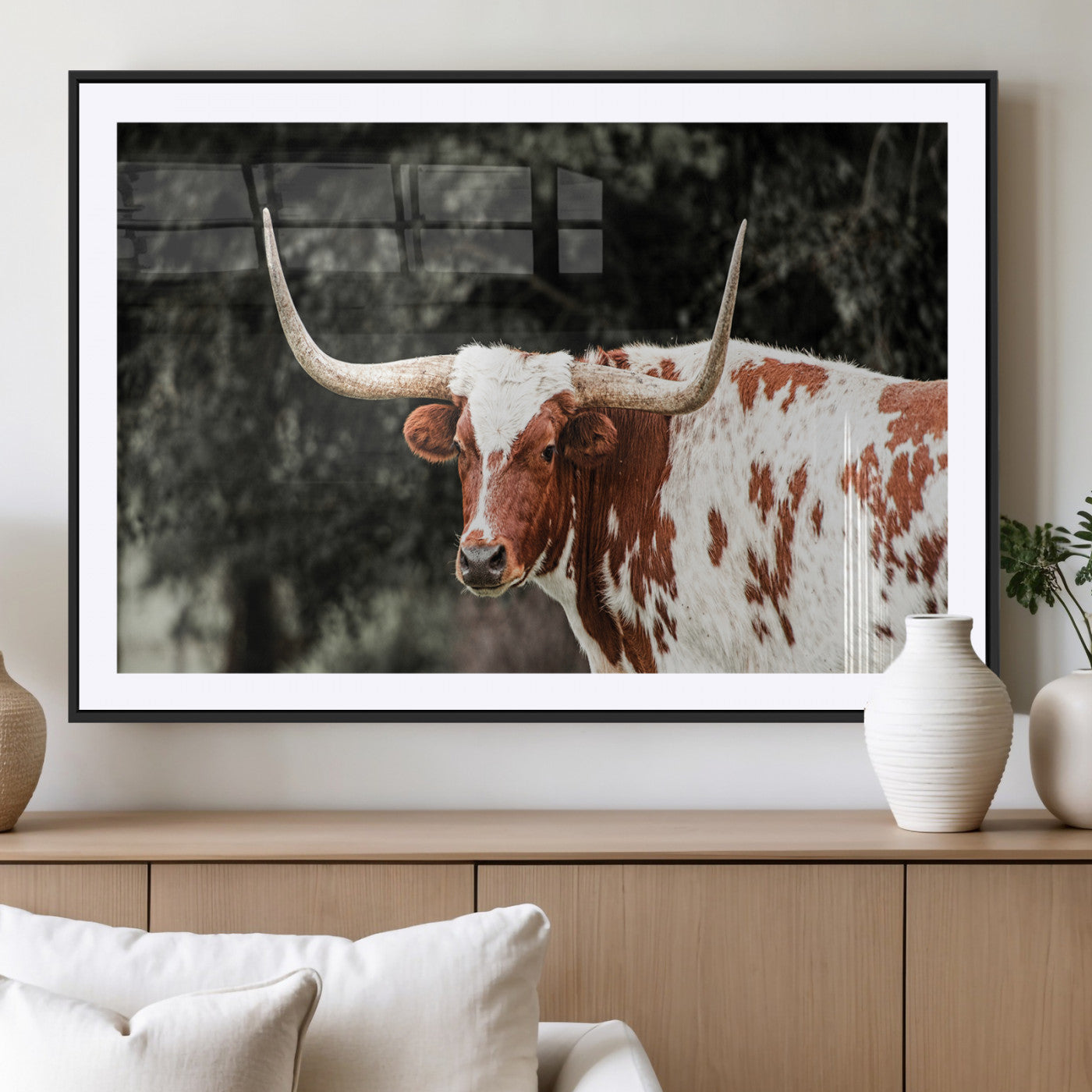 MGC-FP-36x24 - Texas Longhorn Wall Art Canvas Print, Framed Spotted Cow Art Picture Print, Horned Bull Perfect Rustic Western Decor Artwork