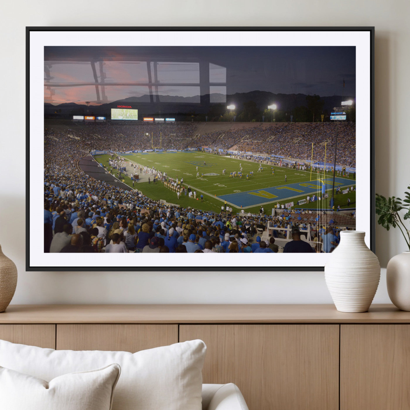 MGC-FP-36x24 - UCLA Bruins Football Team Print - Pasadena Rose Bowl Stadium Wall Art Canvas Print