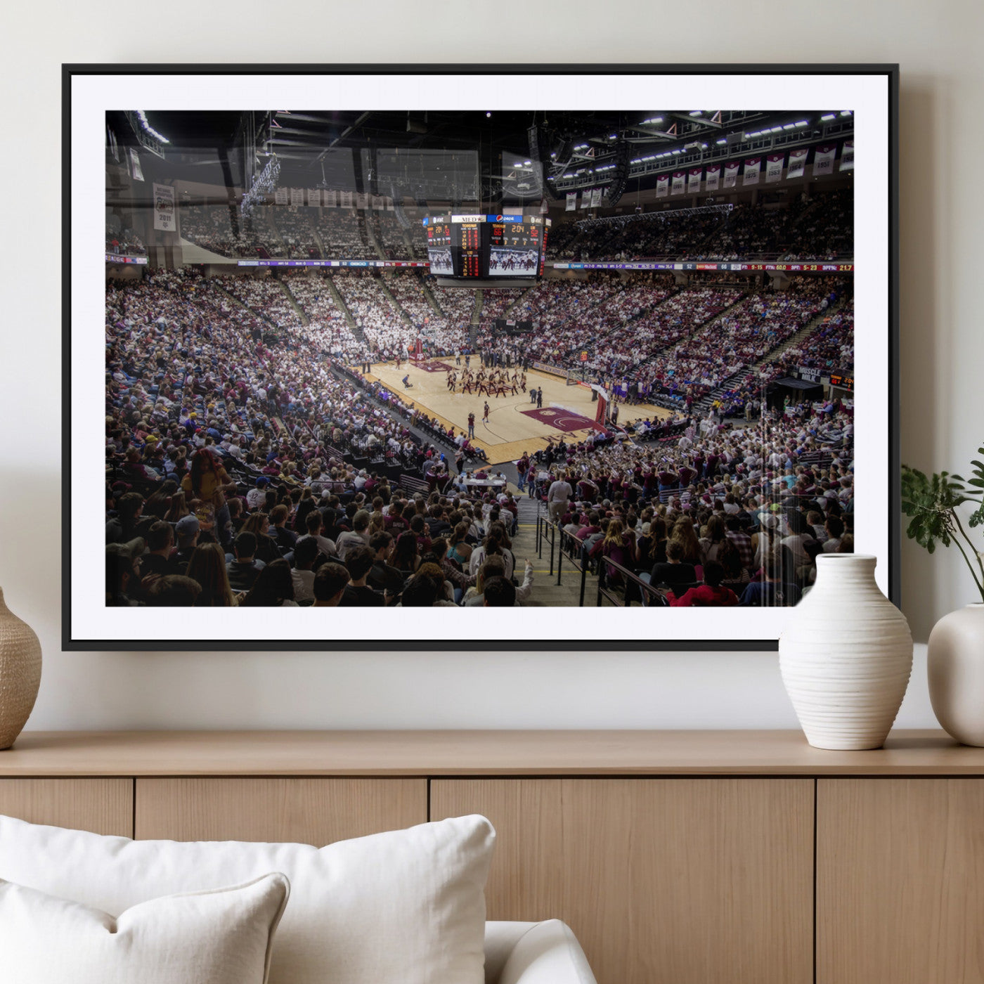 -University of Nebraska Cornhuskers Basketball Team Print - Lincoln Red Arena Wall Art Canvas Print