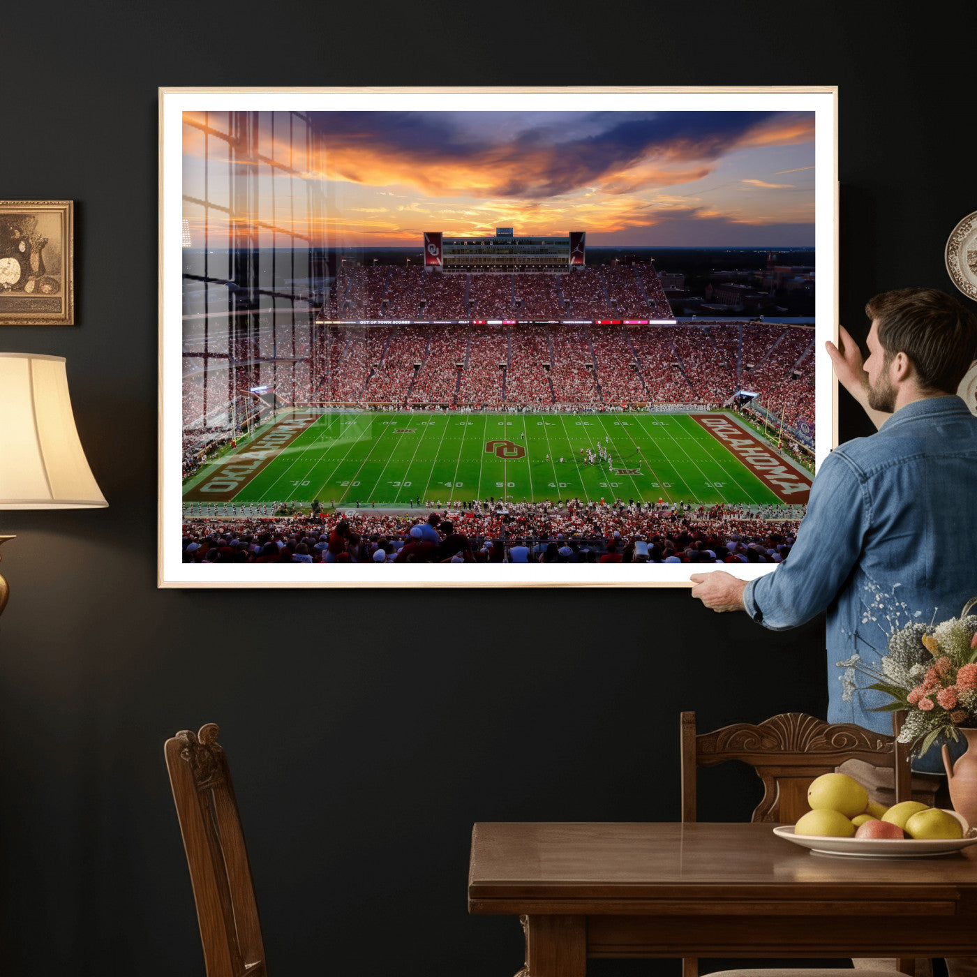 51457497-MGV-CV-36X24 - Oklahoma Sooners Stadium Wall Art Canvas Print, College Football Sunset Game Scene, OU Football Field Panorama Wall Decor