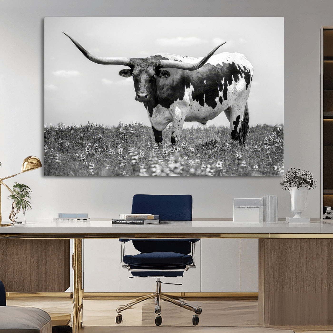 -Texas Black White Highland Longhorn Cow Wall Art Canvas Print