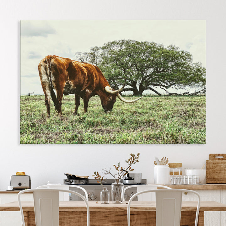 Texas Longhorn Wall Art Canvas Print, Framed Rustic Ranch Art Picture Print, Western Cattle Perfect Rustic Farmhouse Decor Artwork