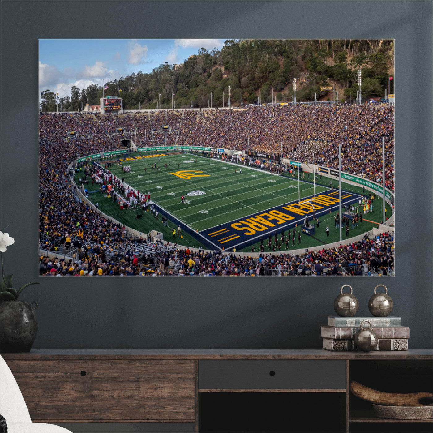 38054-MGV-CV-36X24-University of California Golden Bears Football Team Print - Berkeley California Memorial Stadium Art Canvas Print