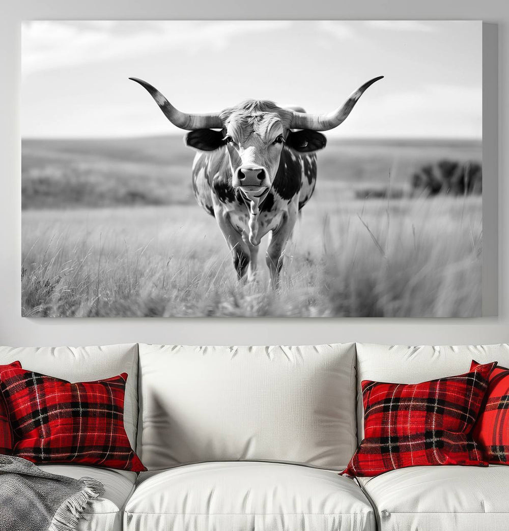 Texas Cow Longhorn Canvas Print, perfect for farmhouse décor.