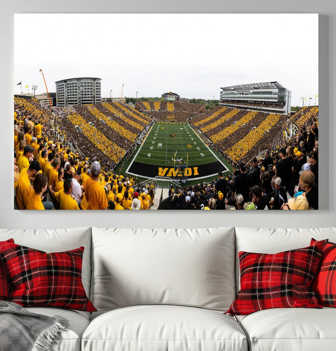 Iowa University Hawkeyes Football Team Print - Iowa City Kinnick Stadium Wall Art Canvas Print