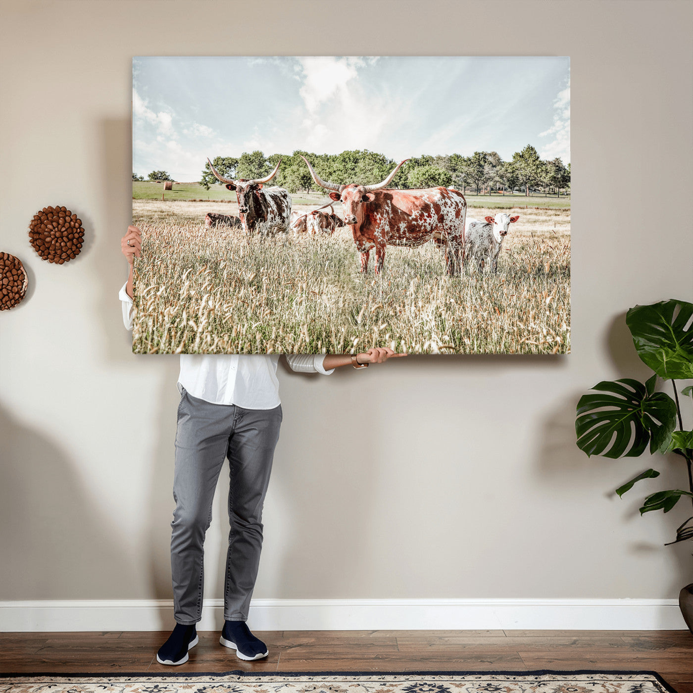 21823552-MGV-CV-36X24 - Texas Longhorn Cattle Wall Art Canvas Print, Rustic Ranch Landscape Artwork, Western Farm Field Scene, Country Prairie Animal Canvas Wall Art