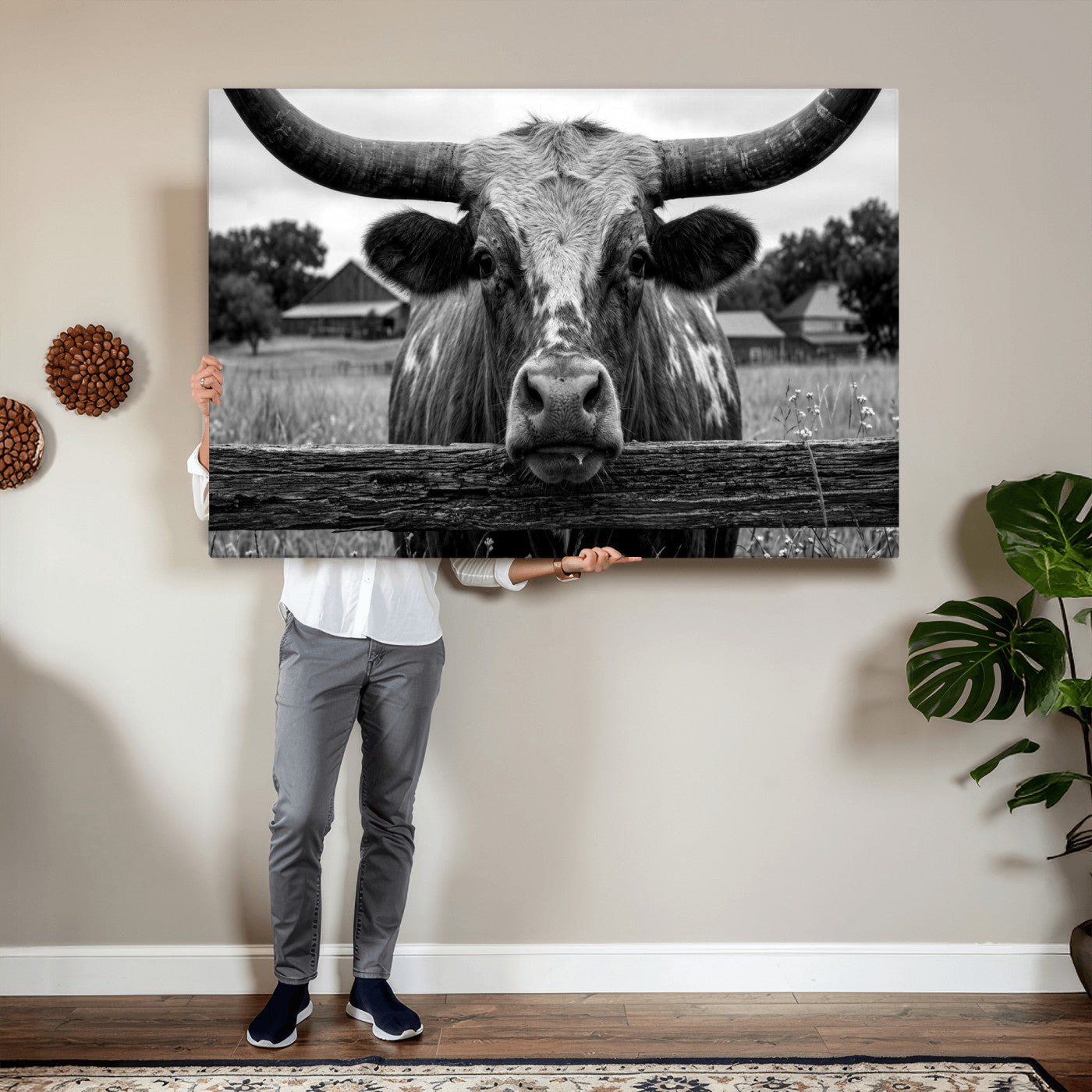 59378683B-MGV-CV-36X24 - Black White Texas Longhorn Bull Canvas Wall Art, Western Ranch Cattle Photography Print, Rustic Farmhouse Cowboy Decor Artwork