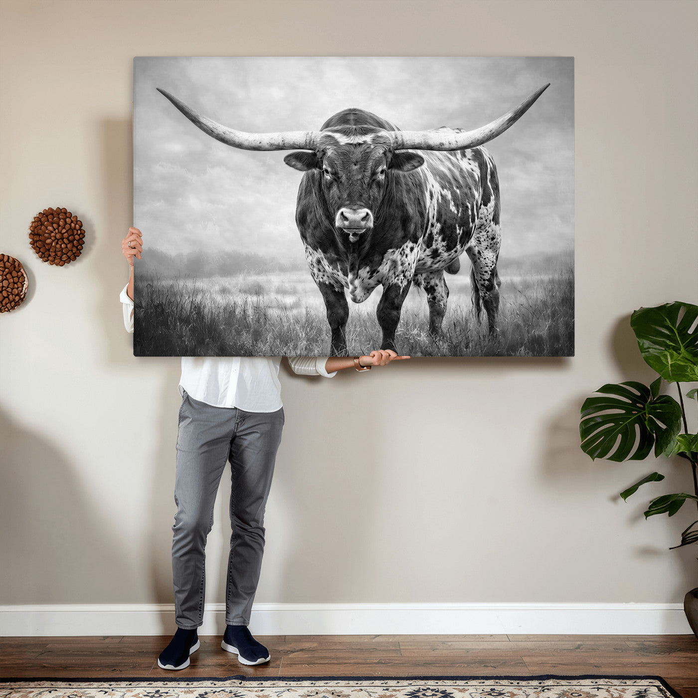 11121585-MGV-CV-36X24 - Texas Bull Wall Art Canvas Print for Farmhouse Restaurant Wall Decor