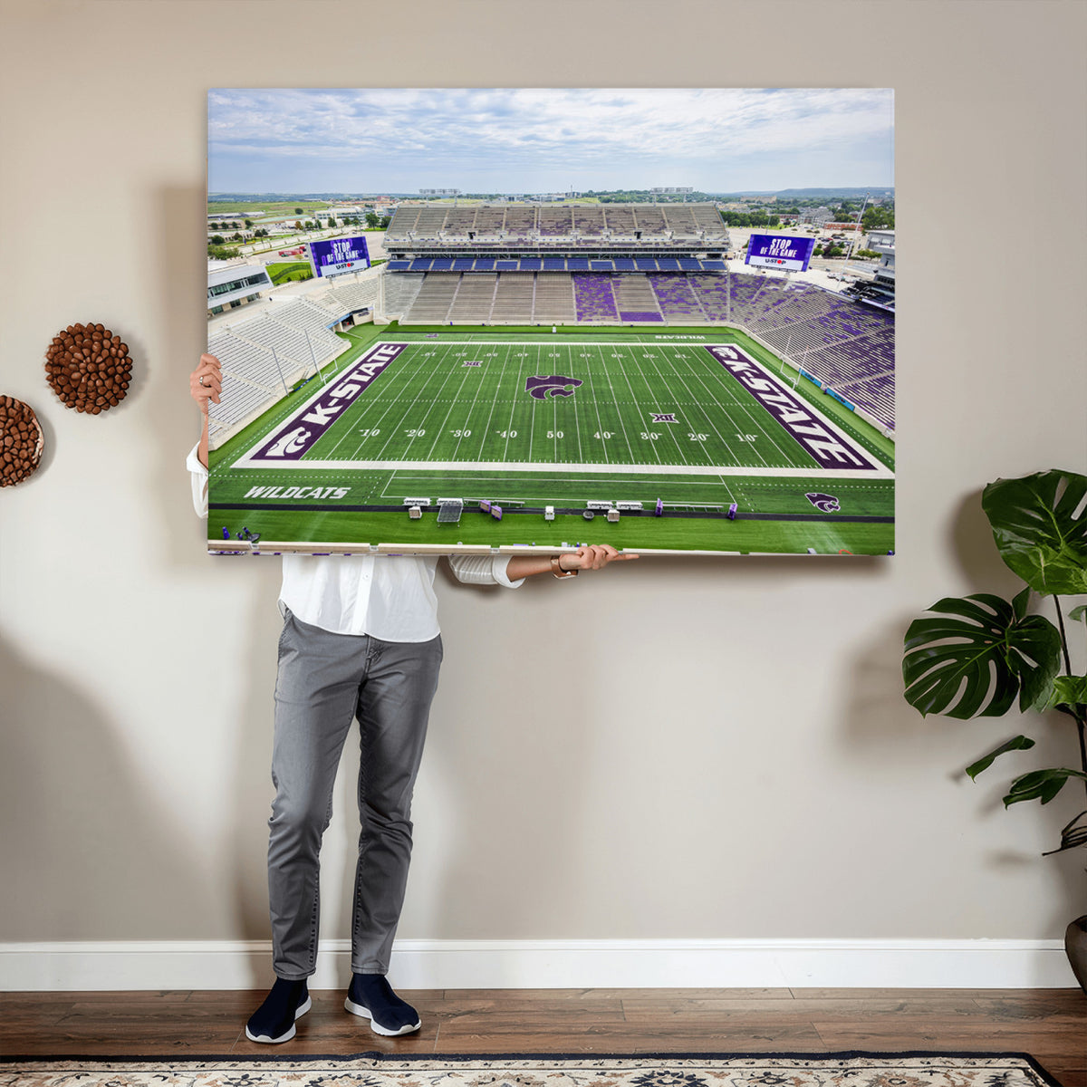 29452-MGV-CV-36X24 - KState Wildcats Football Team Print - Manhattan Bill Snyder Family Football Stadium Wall Art Canvas