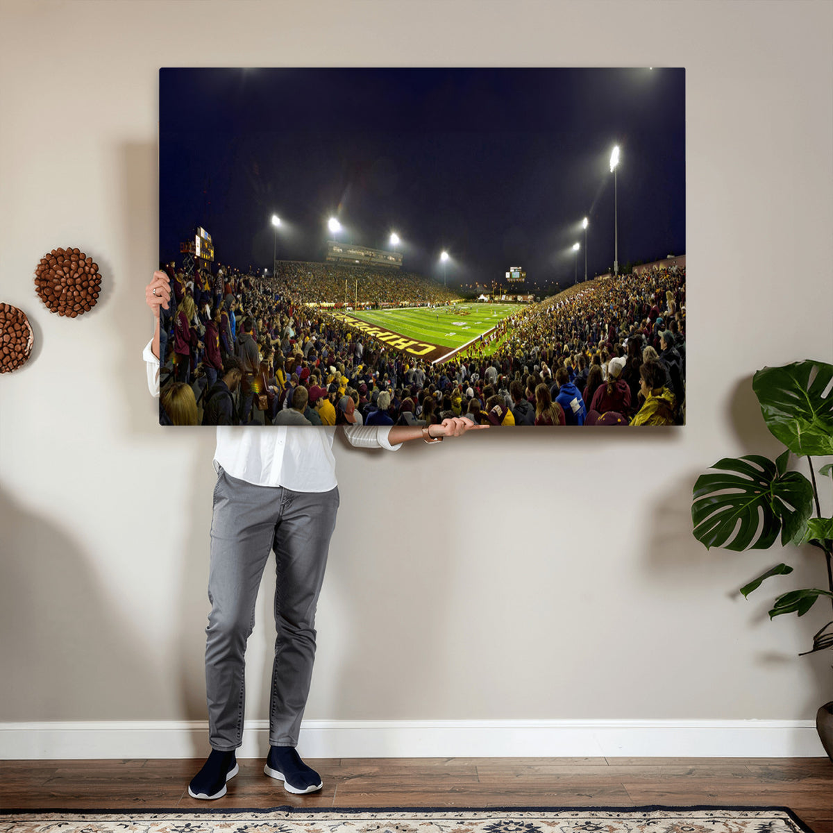 45619-MGV-CV-36X24 - Central Michigan University Chippewas Canvas Wall Art, Football Team Print - Mount Pleasant