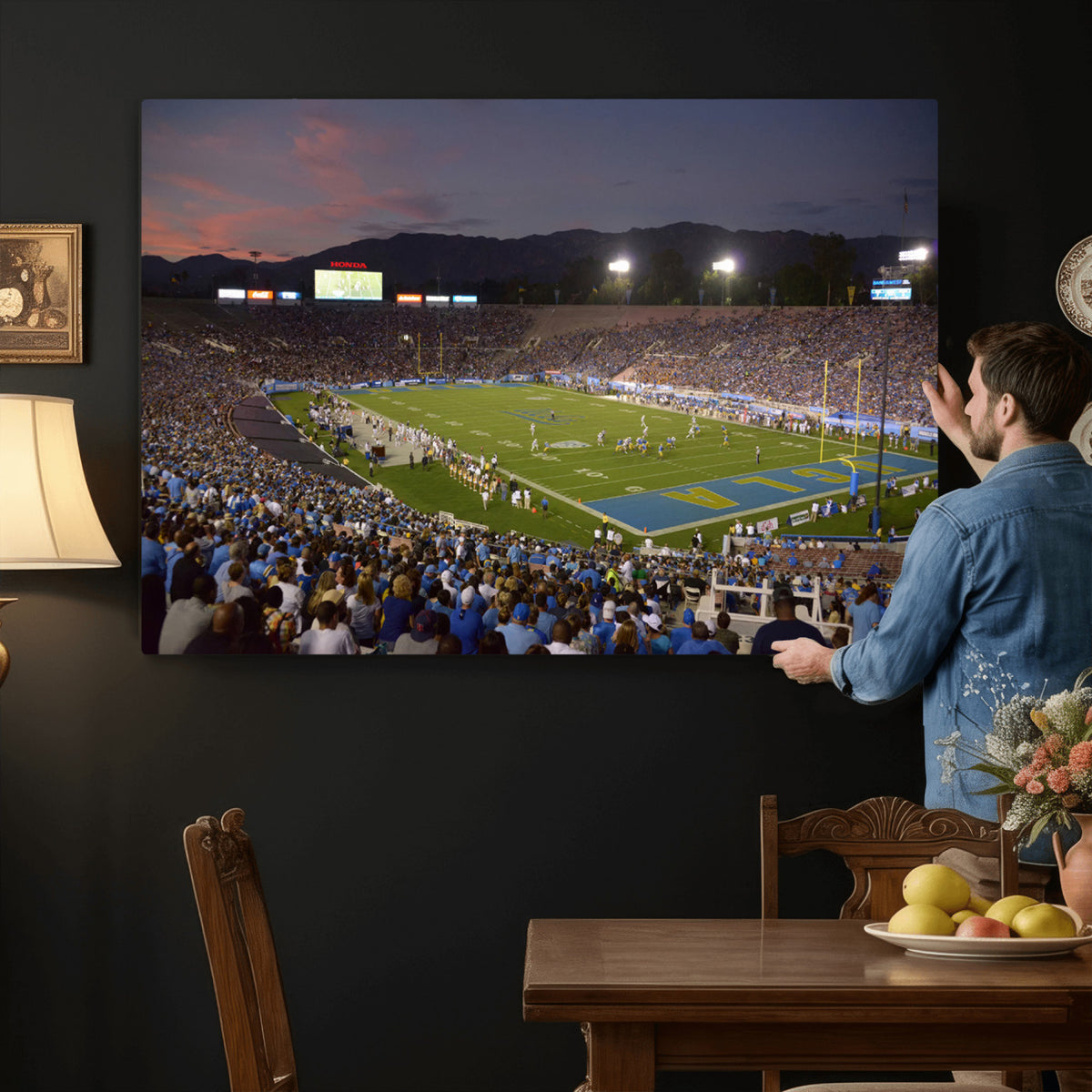 90359-MGV-CV-36X24 - UCLA Bruins Football Team Print - Pasadena Rose Bowl Stadium Wall Art Canvas Print