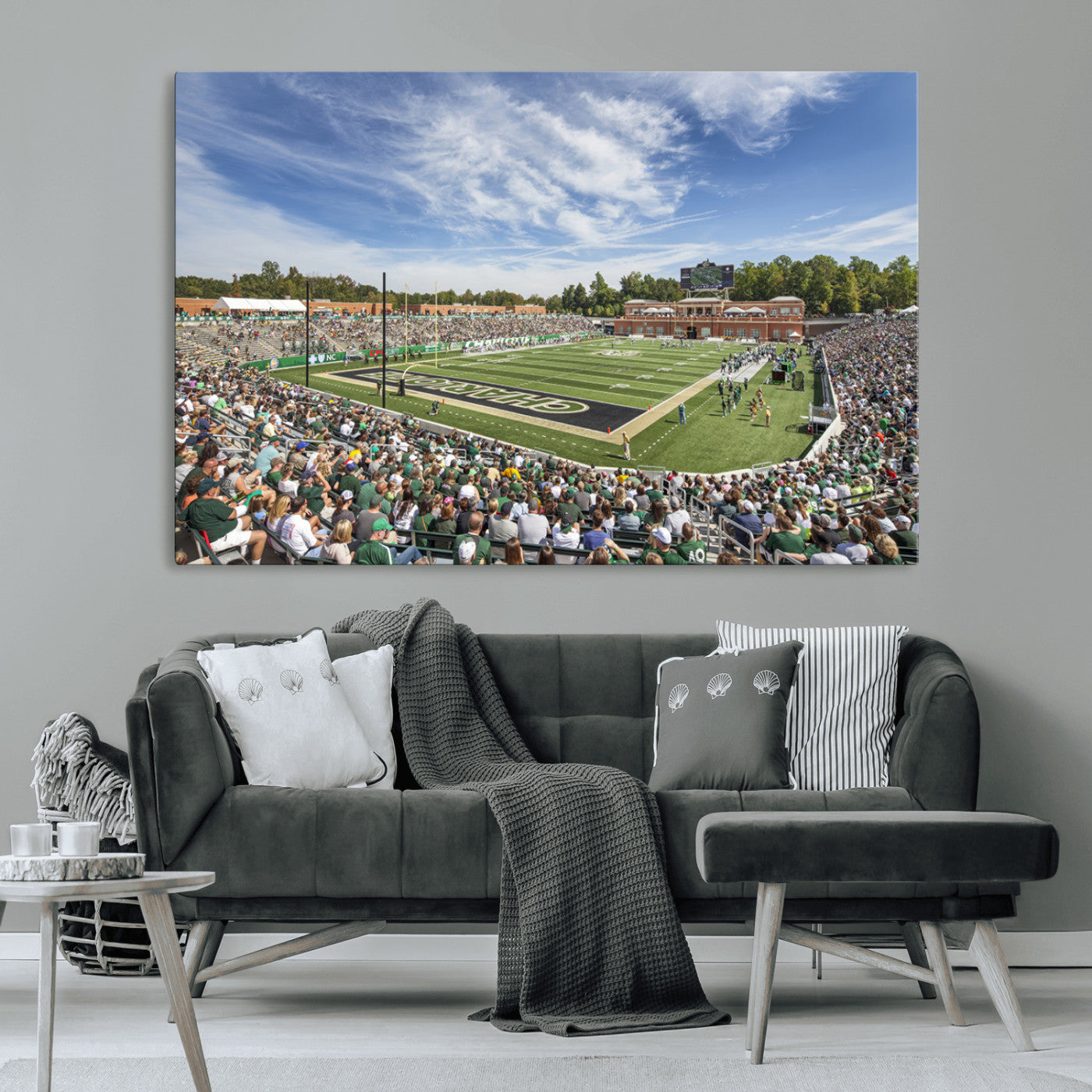 MGV-CV-36X24 - University of Charlotte 49ers Football Team Print - Charlotte Jerry Richardson Stadium Canvas Print