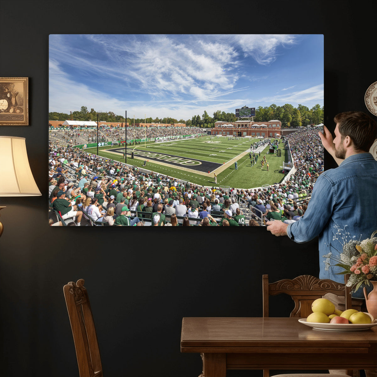 67799-MGV-CV-36X24 - University of Charlotte 49ers Football Team Print - Charlotte Jerry Richardson Stadium Canvas Print