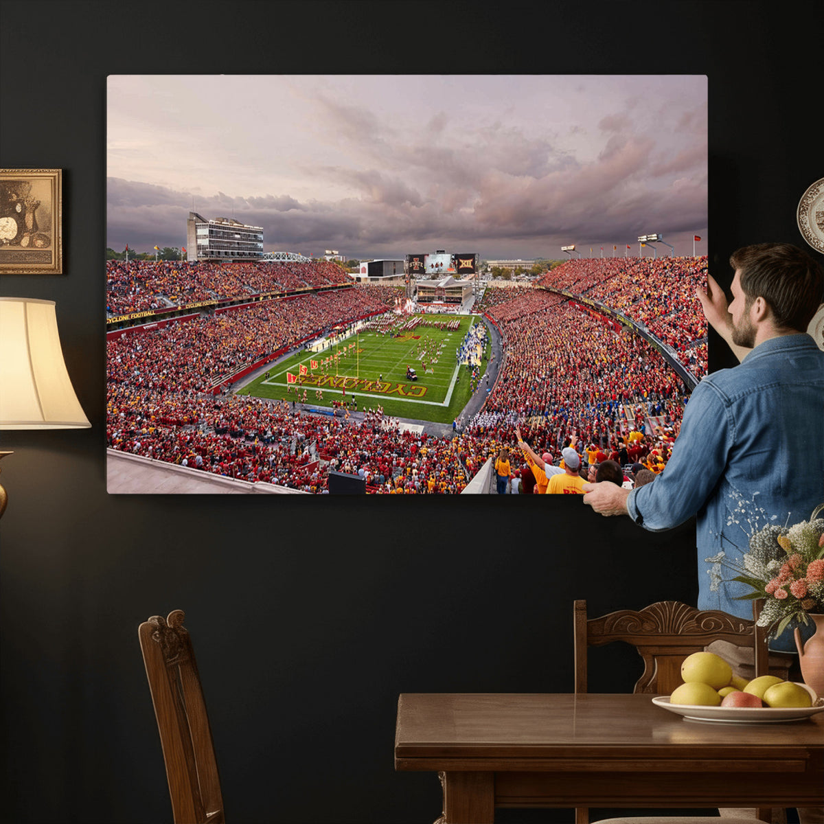 50373-MGV-CV-36X24 - Iowa State University Cyclones Football Team Print, Ames