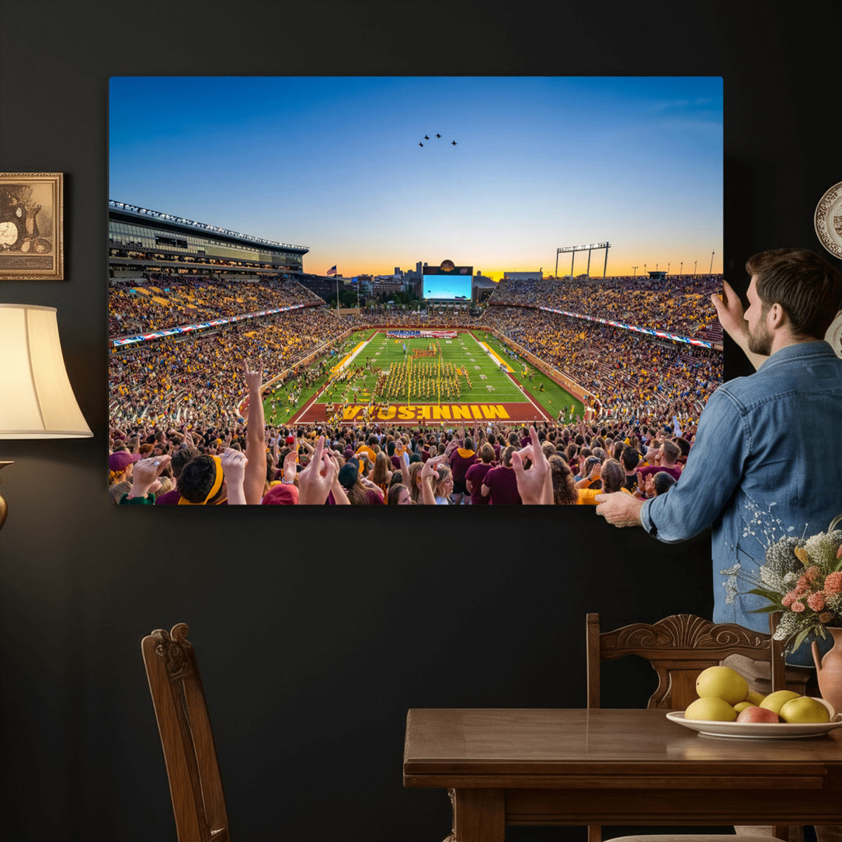 84421-MGV-CV-36X24 - University of Minnesota Golden Gophers Art Print, Football Team Print - Minneapolis Huntington Bank